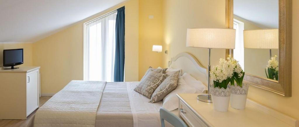 Beyou Hotel Villa Rosa 里乔内 外观 照片